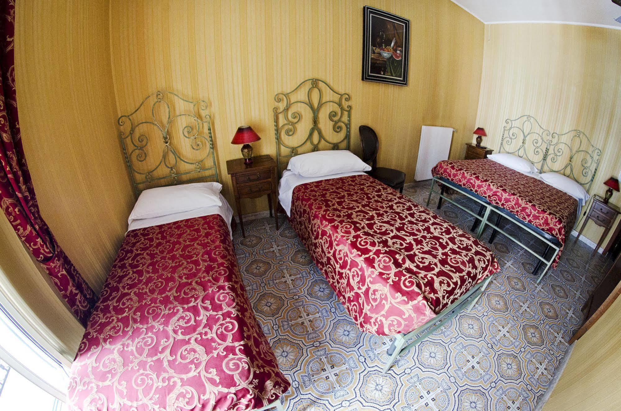 Maria Hotel Nápoles